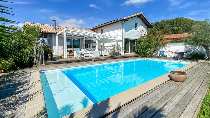 Villa - 147 m² - 6 pièces