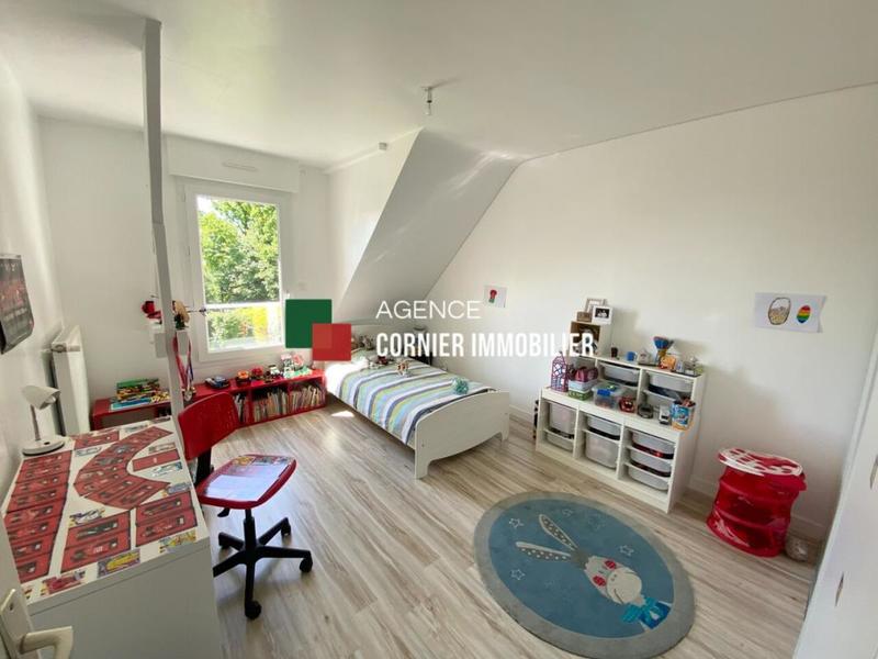 Pavillon - 150 m² - 6 pièces