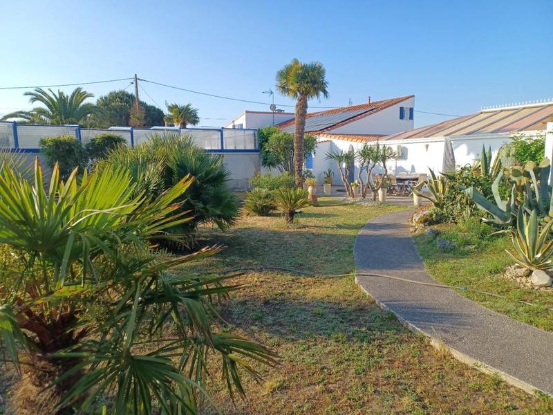 Maison - 307 m² - 5 pièces