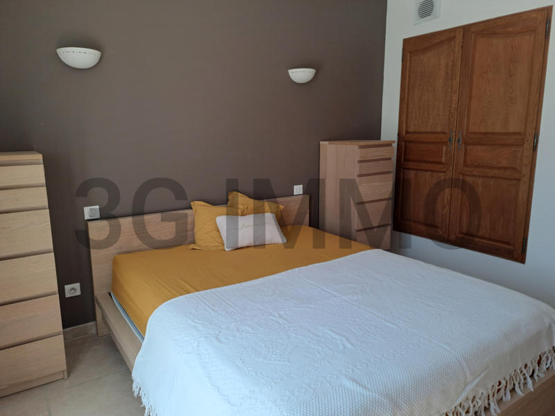 Maison traditionnelle - 143 m² - 7 pièces