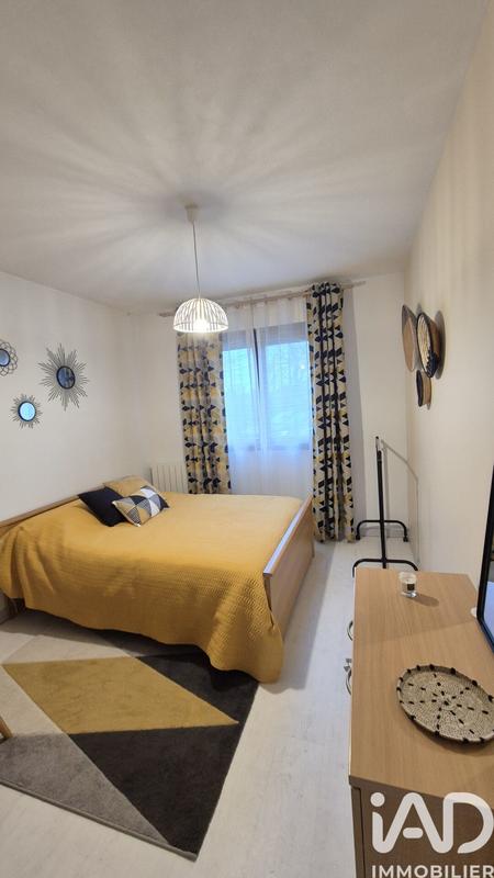 Maison - 180 m² - 6 pièces