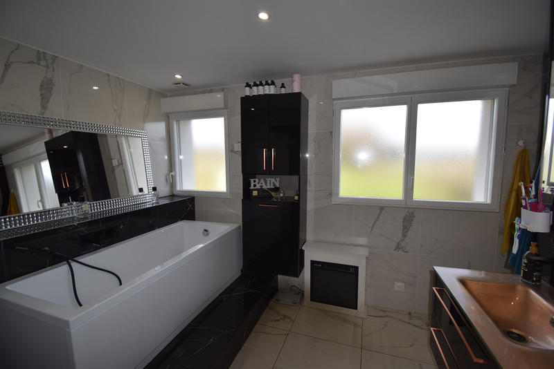 Villa - 165 m² - 5 pièces