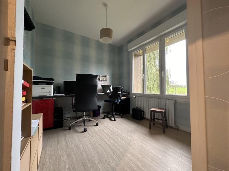 Maison - 213 m² - 8 pièces