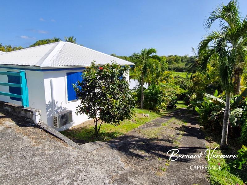 Bungalow - 135 m² - 9 pièces