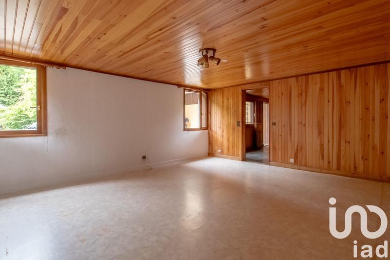 Maison - 209 m² - 7 pièces