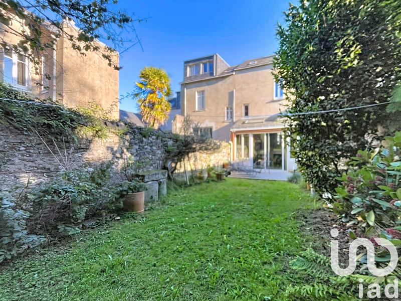 Maison - 107 m² - 6 pièces