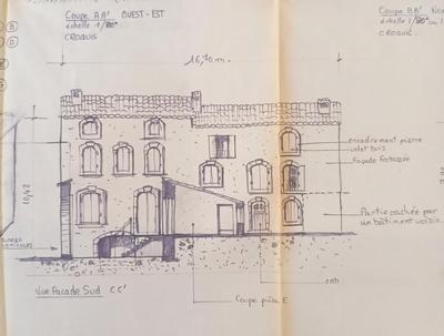 Maison de ville - 200 m² - 12 pièces