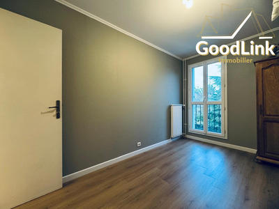 Appartement - 80 m² - 3 pièces