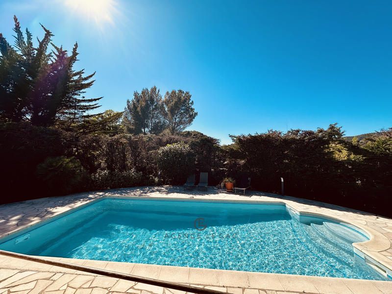 Villa - 180 m² - 6 pièces