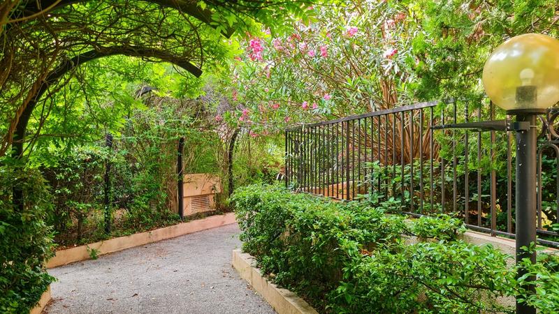 Appartement - 110 m² - 4 pièces