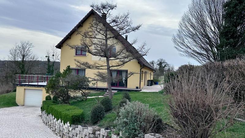 Maison - 185 m² - 6 pièces