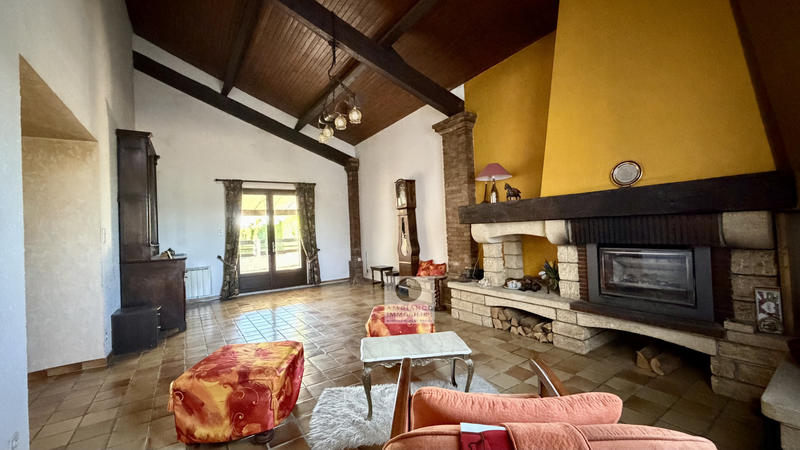 Maison - 208 m² - 7 pièces