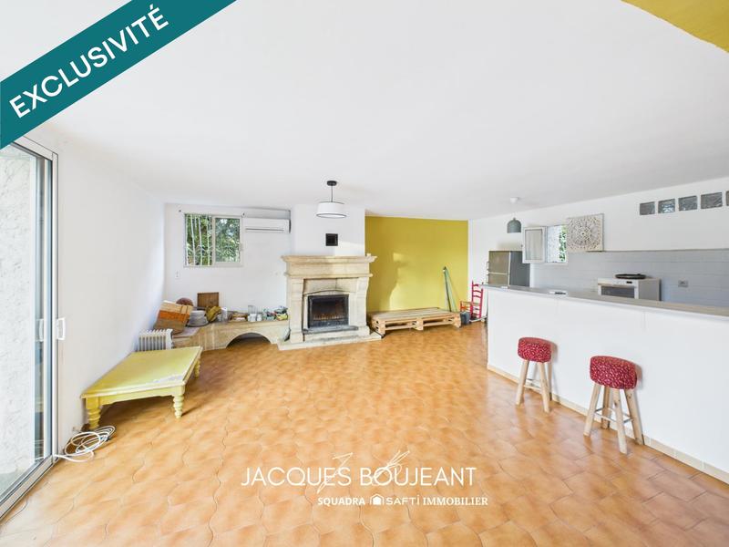 Maison - 230 m² - 9 pièces