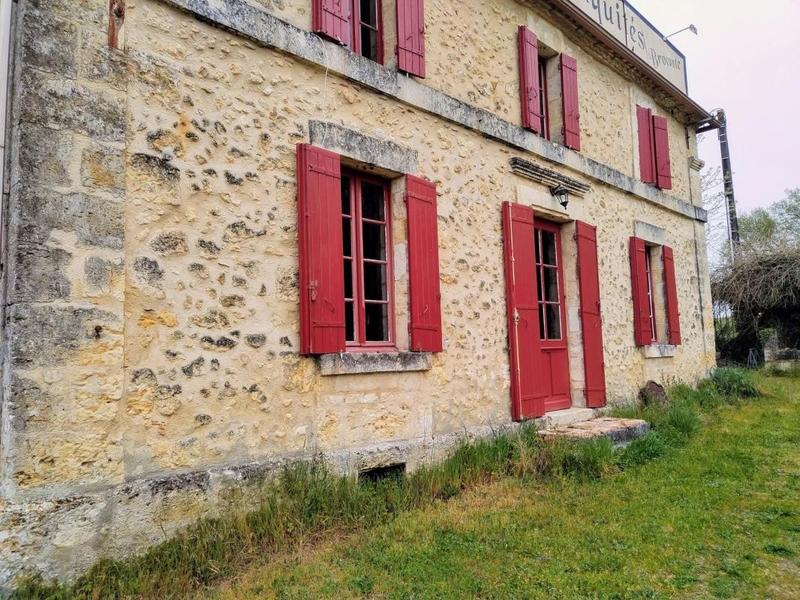 Maison - 171 m² - 7 pièces