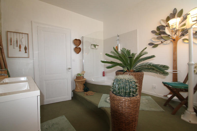 Maison - 190 m² - 5 pièces