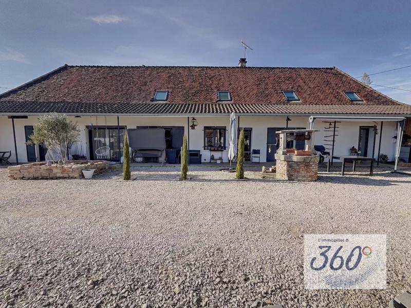 Maison - 192 m² - 7 pièces