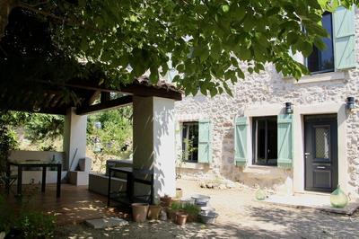 Maison - 212 m² - 6 pièces