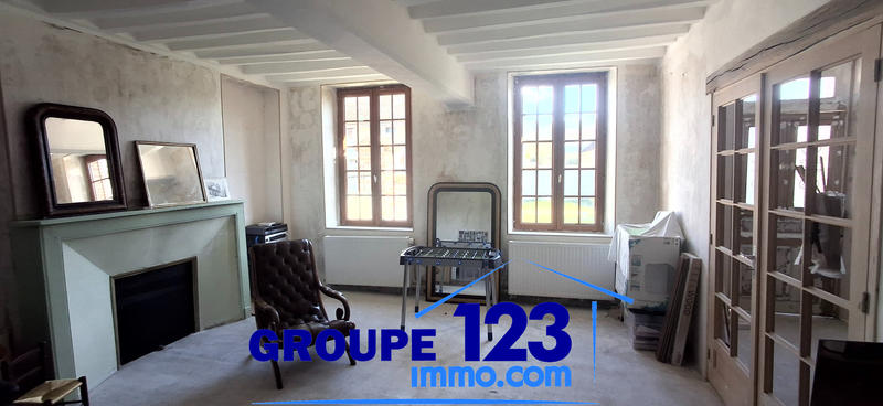 Maison - 220 m² - 6 pièces