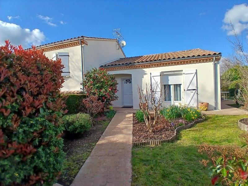 Maison - 110 m² - 4 pièces