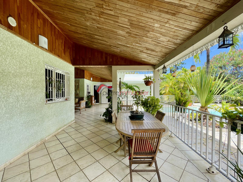 Maison - 167 m² - 6 pièces