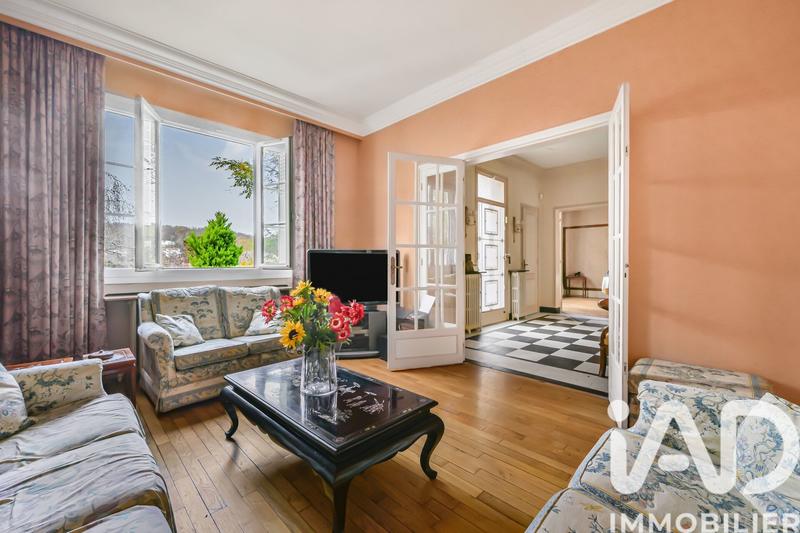 Maison - 180 m² - 7 pièces