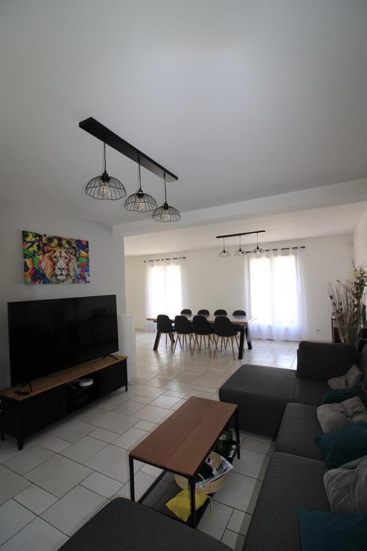 Maison - 150 m² - 7 pièces