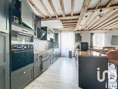 Appartement - 85 m² - 3 pièces