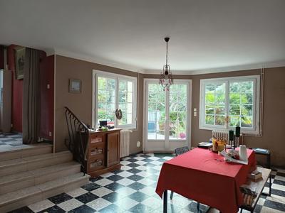 Maison - 123 m² - 5 pièces