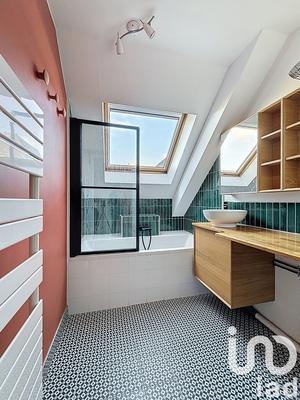 Appartement - 96 m² - 3 pièces