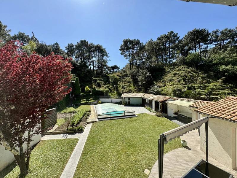 Maison - 163 m² - 6 pièces