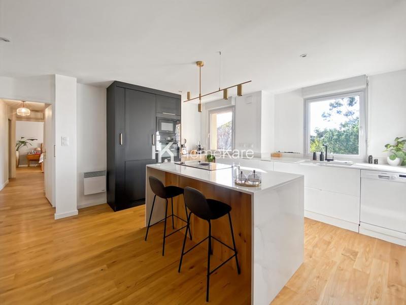 Appartement - 86 m² - 4 pièces