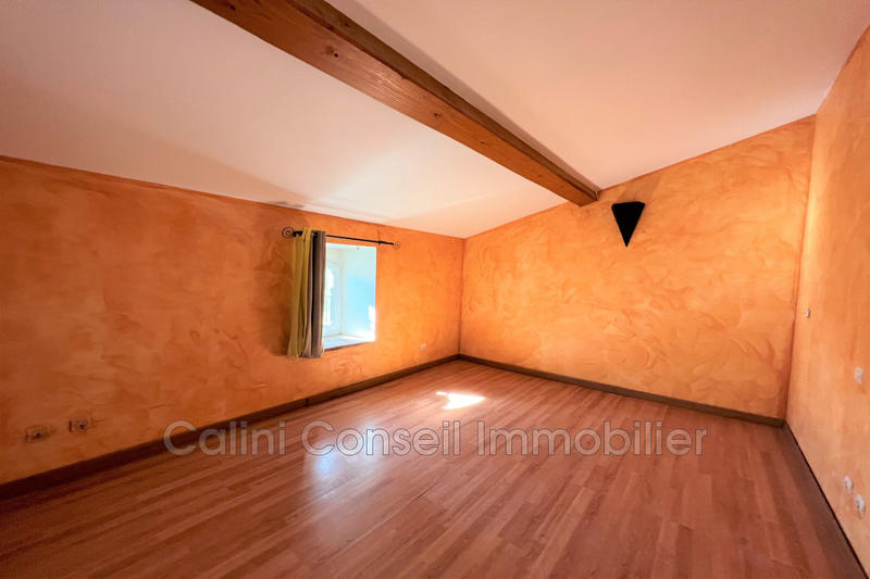 Maison - 201 m² - 6 pièces