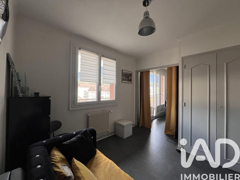 Appartement - 84 m² - 5 pièces