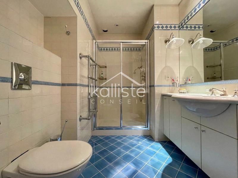 Appartement - 140 m² - 3 pièces