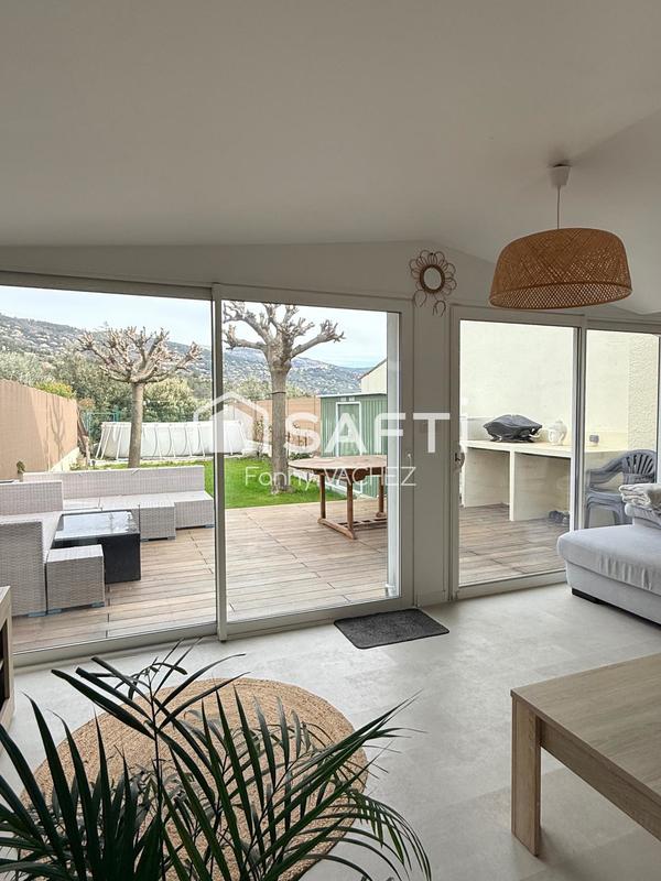 Maison - 98 m² - 4 pièces