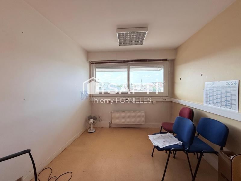 Bureau - 343 m² - 20 pièces