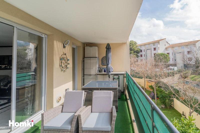 Appartement - 100 m² - 4 pièces