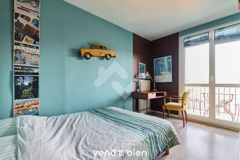 Appartement - 120 m² - 6 pièces