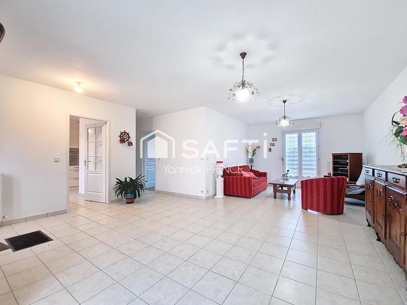 Maison - 93 m² - 4 pièces