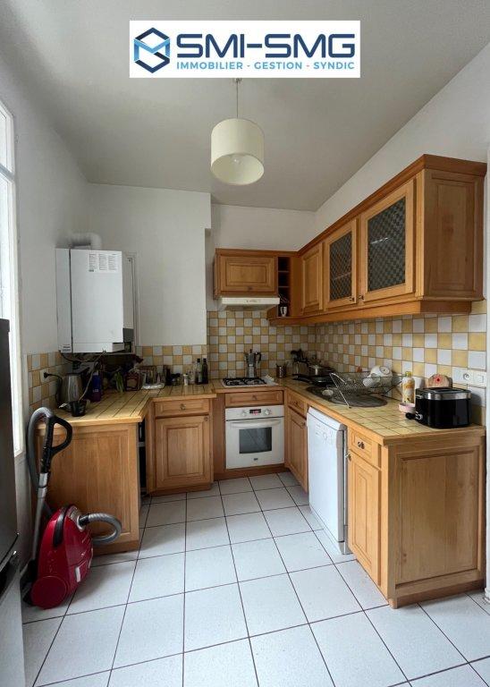 Appartement - 90 m² - 4 pièces