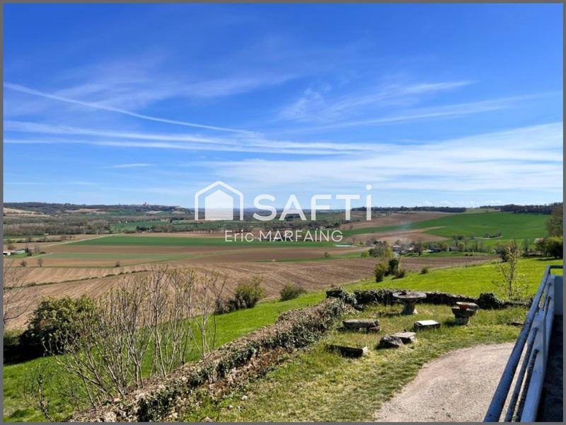 Maison - 196 m² - 8 pièces