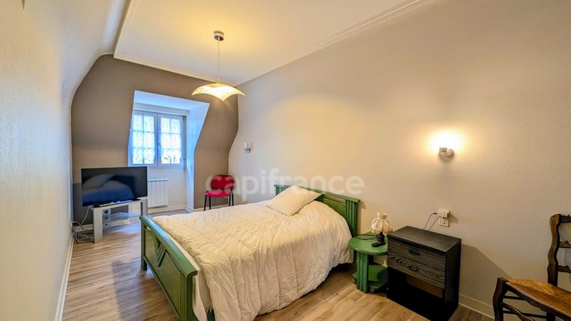 Maison - 172 m² - 7 pièces