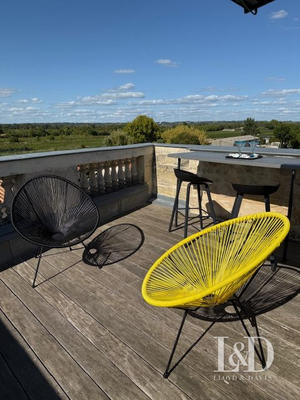 Maison - 235 m² - 8 pièces