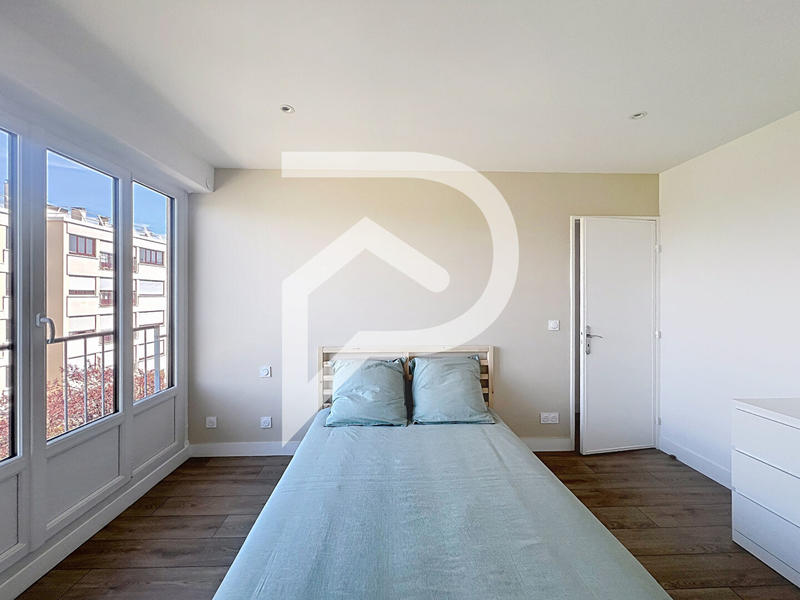 Appartement - 75 m² - 4 pièces