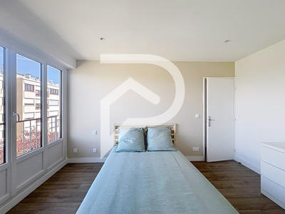 Appartement - 75 m² - 4 pièces