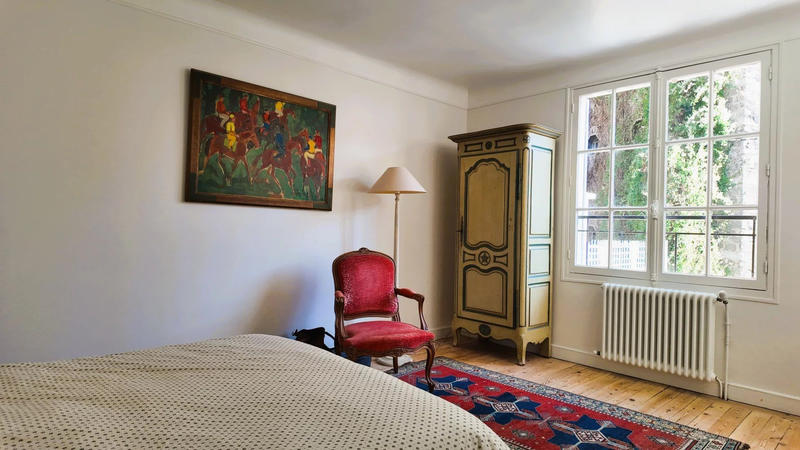 Appartement - 180 m² - 6 pièces