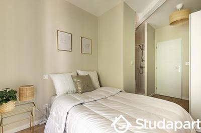 Chambre - 11 m² - 1 pièce