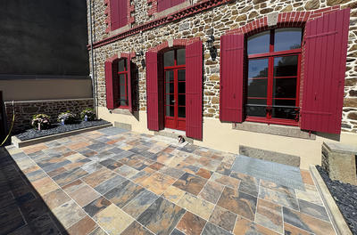 Maison - 262 m² - 11 pièces