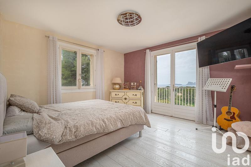 Maison - 350 m² - 10 pièces