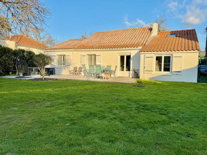 Maison - 92 m² - 4 pièces